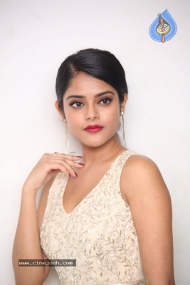 Riddhi Kumar New Images - 10 of 21