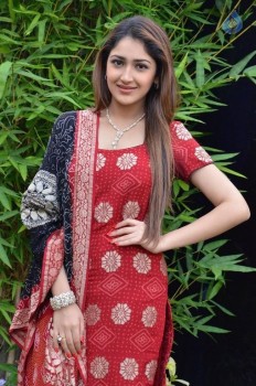 Sayyeshaa New Photos - 10 of 42