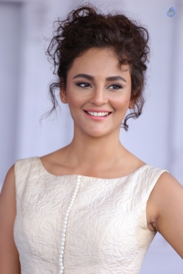 Seerat Kapoor New Photos - 6 of 21