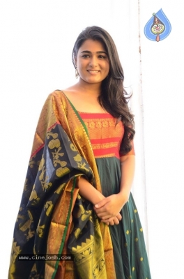 Shalini Pandey Images - 12 of 13