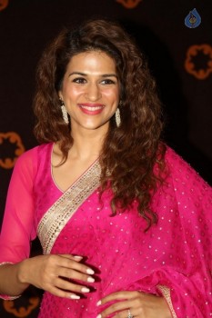 Shraddha Das New Pics - 39 of 41