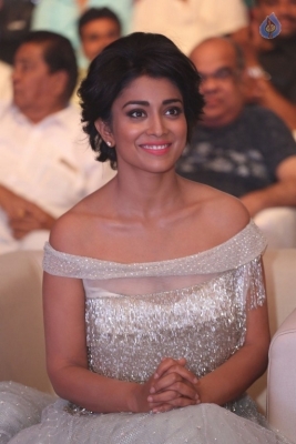 Shriya Saran Latest Images - 11 of 21