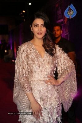 Shruti Haasan at Zee Apsara Awards - 33 of 42