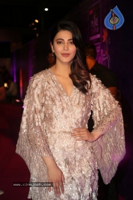 Shruti Haasan at Zee Apsara Awards - 42 of 42