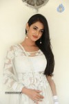 sonal-chauhan-hot-photos