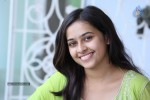 sri-divya-latest-photos