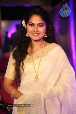 Suhasini At Zee Apsara Awards - 4 of 33