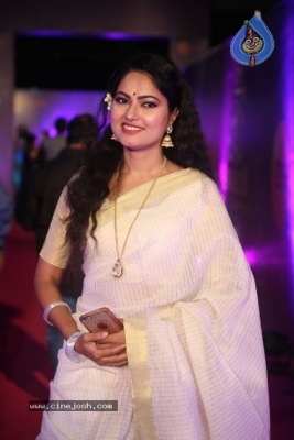 Suhasini At Zee Apsara Awards - 15 of 33