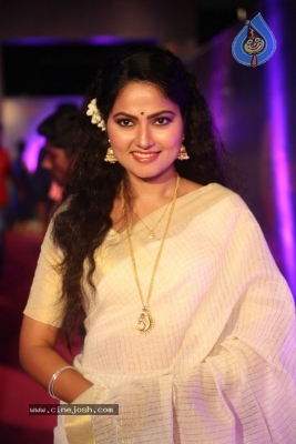 Suhasini At Zee Apsara Awards - 18 of 33