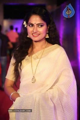 Suhasini At Zee Apsara Awards - 19 of 33