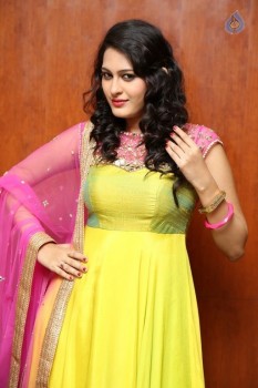 swetha-jadhav-new-gallery