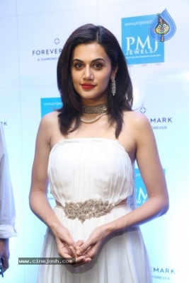 Taapsee Pannu New Stills - 7 of 17