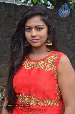 Tamil Actress Kamali Photos - 2 of 6