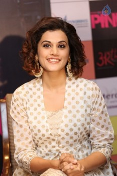 Tapsee Latest Photos - 32 of 39