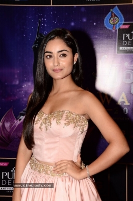 Tridha Choudhary At Zee Apsara Awards - 33 of 39