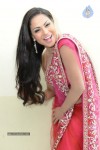 Veena Malik Hot Stills - 33 of 91