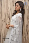 vithika-sheru-new-photos