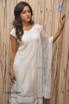 vithika-sheru-new-photos