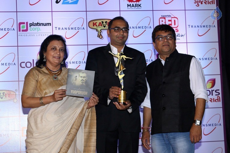 16th Transmedia Gujarati Screen and Stage Awards - 5 / 38 photos