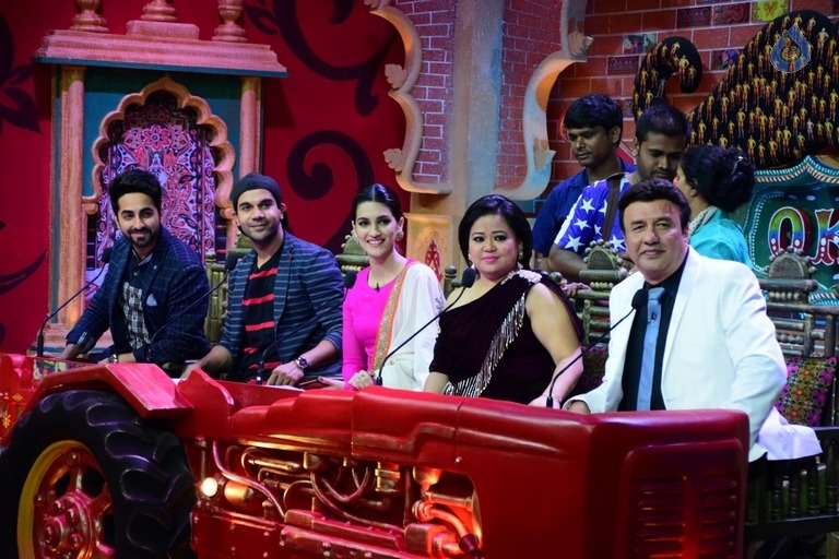 Bareilly Ki Barfi Team at TV Comedy Dangal - 18 / 41 photos