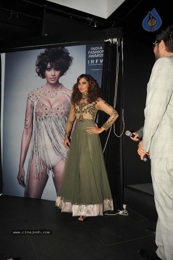 Bipasha at The India Fashion Award Announcement  - 14 / 52 photos