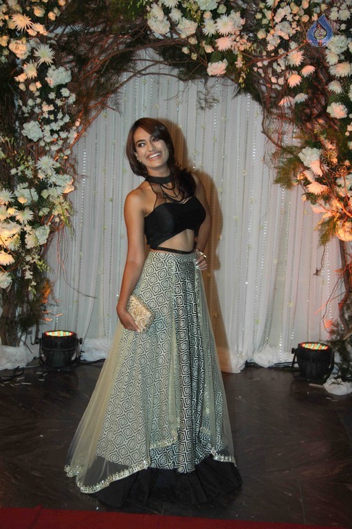 Bipasha Basu Wedding Reception Photos 2 - 8 / 60 photos