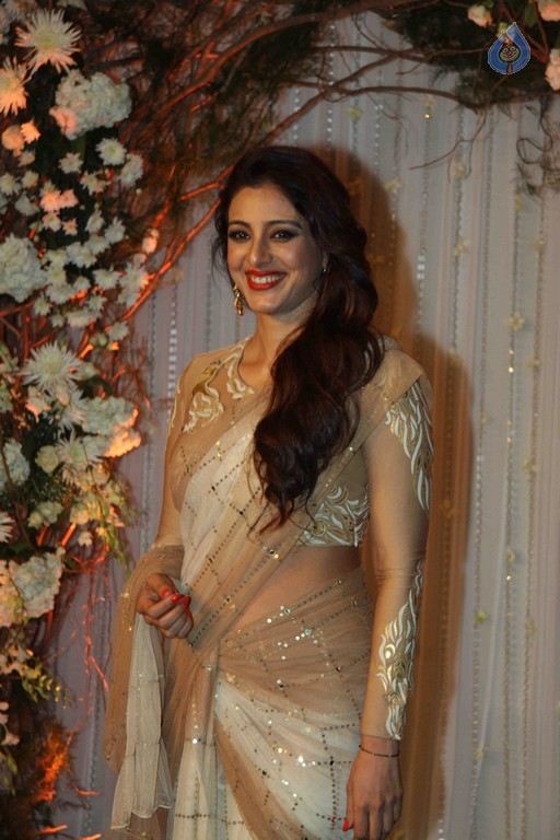 Bipasha Basu Wedding Reception Photos 2 - 20 / 60 photos