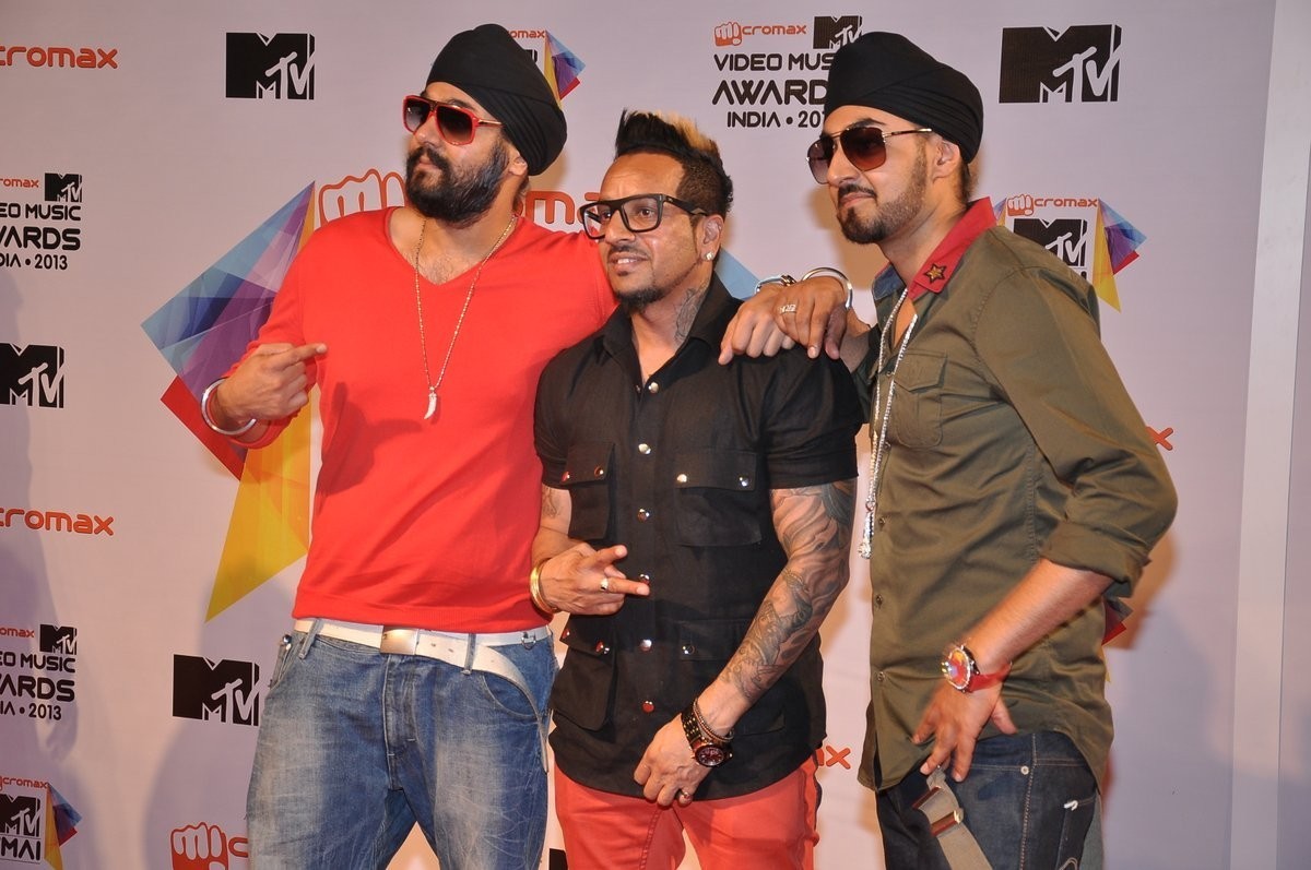 Bolly Celebs at MTV Video Music Awards  - 140 / 150 photos