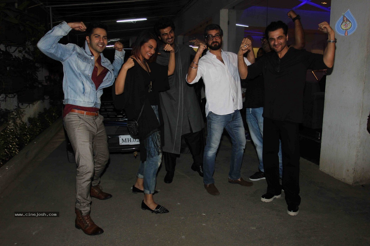 Bolly Celebs at Tevar Special Show - 6 / 30 photos