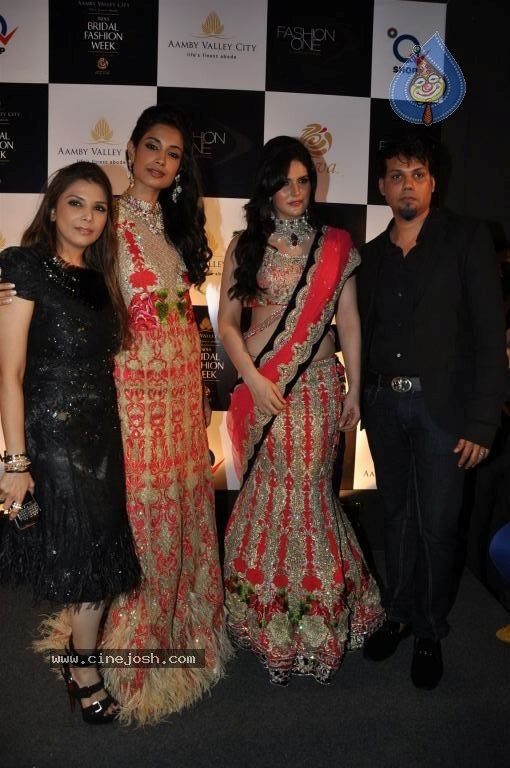 Bolly Celebs Walks the Ramp at AVIBFW- 02 - 1 / 115 photos