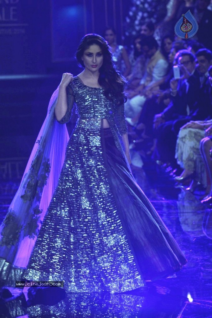 Bolly Celebs Walks the Ramp at LFW 2014 - 14 / 78 photos