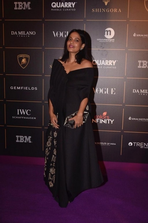 Bollywood Celebrities at Vogue Awards  - 22 / 54 photos