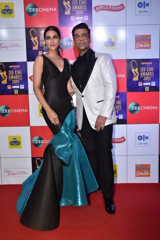Bollywood Celebrities at Zee Cine Awards 2019 - 1 / 25 photos