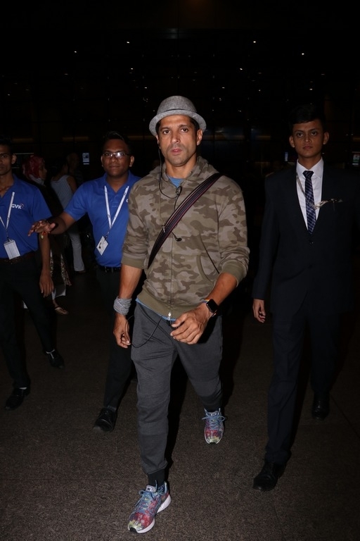 Bollywood Celebrities Spotted at Airport  - 6 / 9 photos