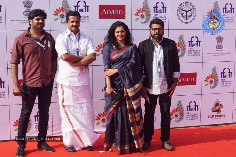 Bollywood Stars At IFFI 2017 Closing Ceremony - 12 / 19 photos