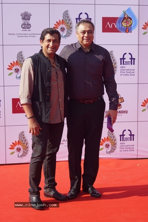 Bollywood Stars At IFFI 2017 Closing Ceremony - 16 / 19 photos