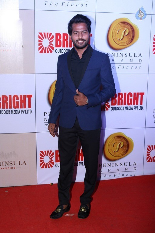 Celebrities at 3rd Bright Award Event - 1 / 50 photos