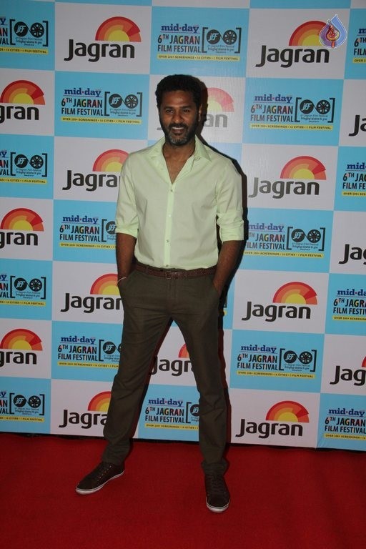 Celebrities at 6th Jagran Film Festival - 10 / 61 photos