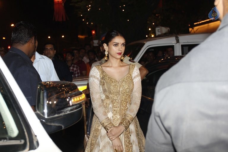 Celebrities at Amitabh Bachchan Hosted Diwali 2015 Party 1 - 19 / 106 photos