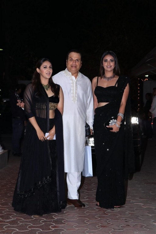 Celebrities at Shilpa Shetty Diwali Bash 2018 - 16 / 42 photos