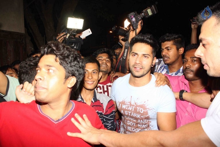 Celebrities at Varun Dhawan Birthday Party - 20 / 37 photos