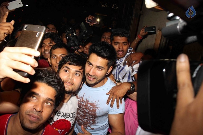 Celebrities at Varun Dhawan Birthday Party - 21 / 37 photos