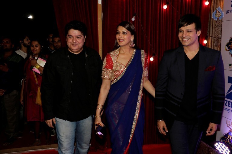 Celebrities at Zee Rishtey Awards 2015 - 7 / 93 photos