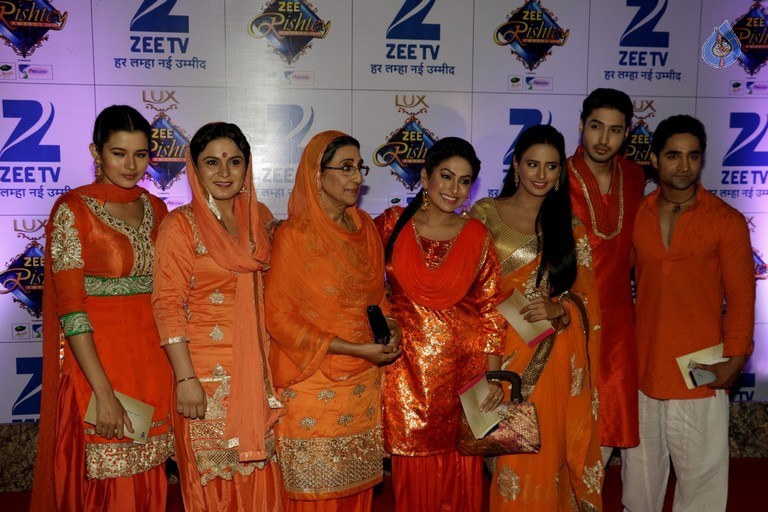 Celebrities at Zee Rishtey Awards 2015 - 19 / 93 photos