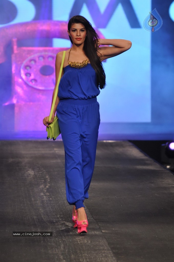 Celebs Walk the Ramp at the Allure Fashion Show - 4 / 45 photos