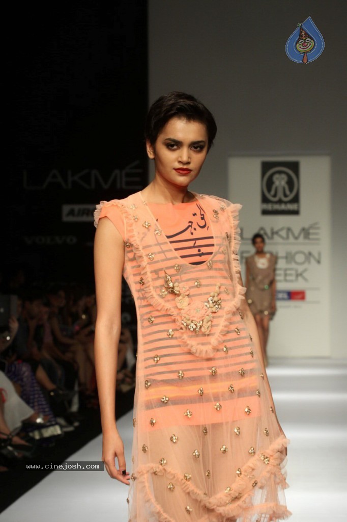 Celebs Walks the Ramp at LFW Summer Resort 2013 - 184 / 186 photos