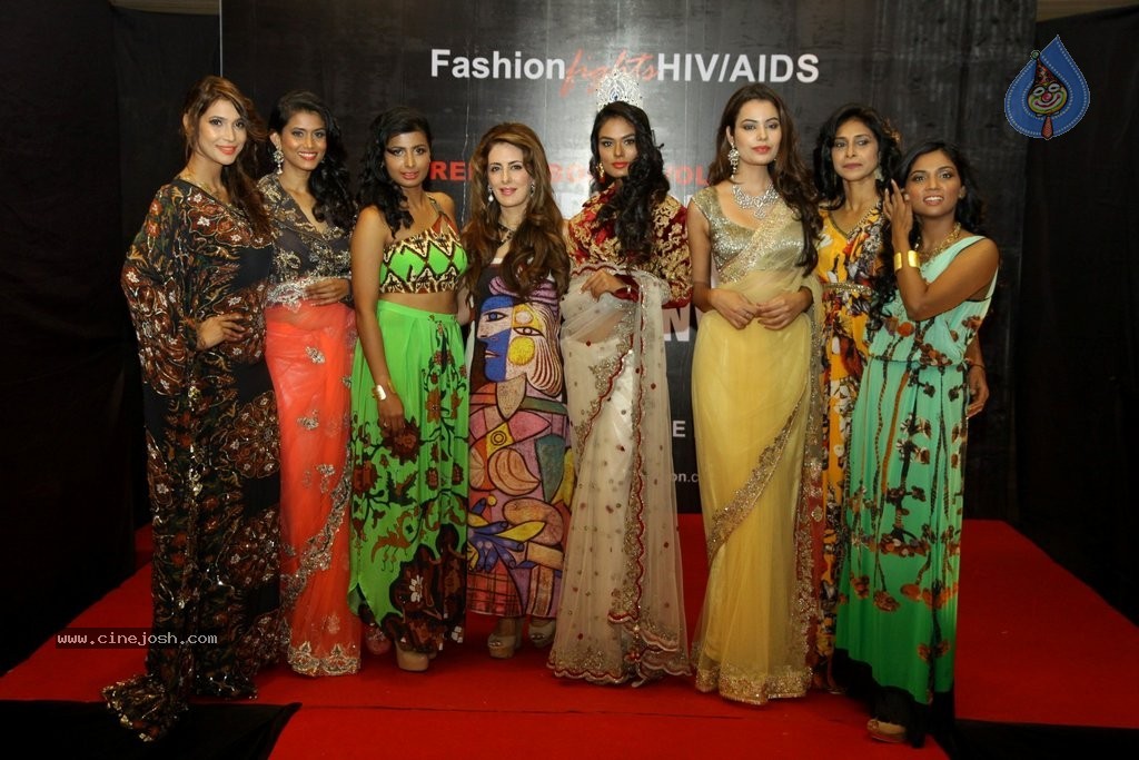 Celebs Walks the Ramp at World Aids Day Event - 8 / 79 photos