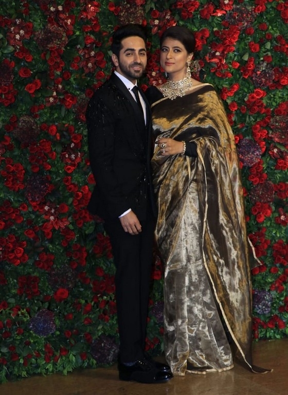 Deepika - Ranveer Mumbai Reception  - 12 / 93 photos