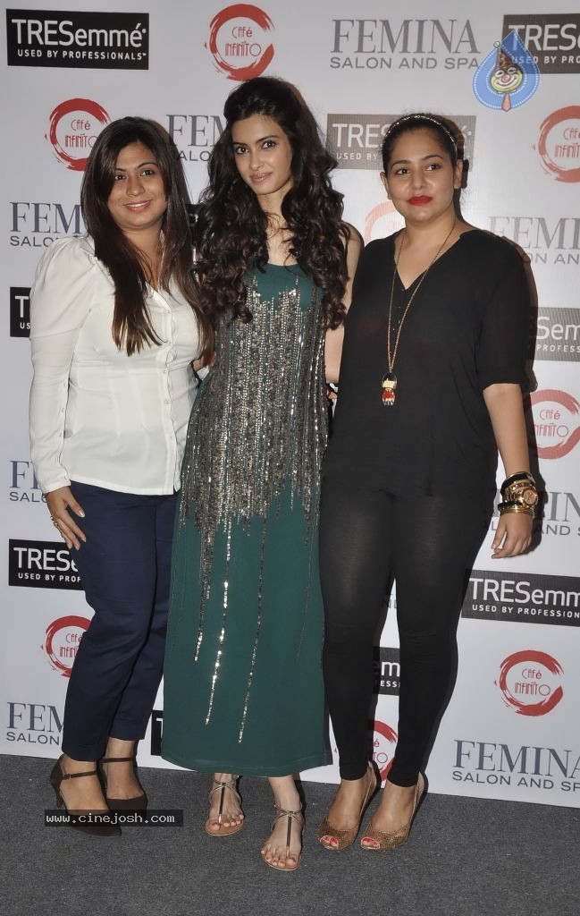 Diana Penty at Femina Salon n Spa Cover Launch - 7 / 46 photos