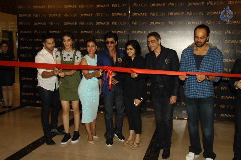 Dilwale Film Manma Emotion Jaage Re Song Launch - 17 / 28 photos